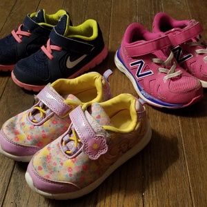 3 pairs of 9c toddler shoes